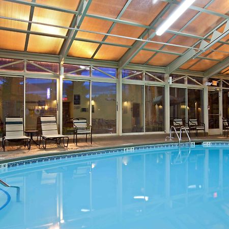 La Quinta By Wyndham Plattsburgh Hotel Buitenkant foto