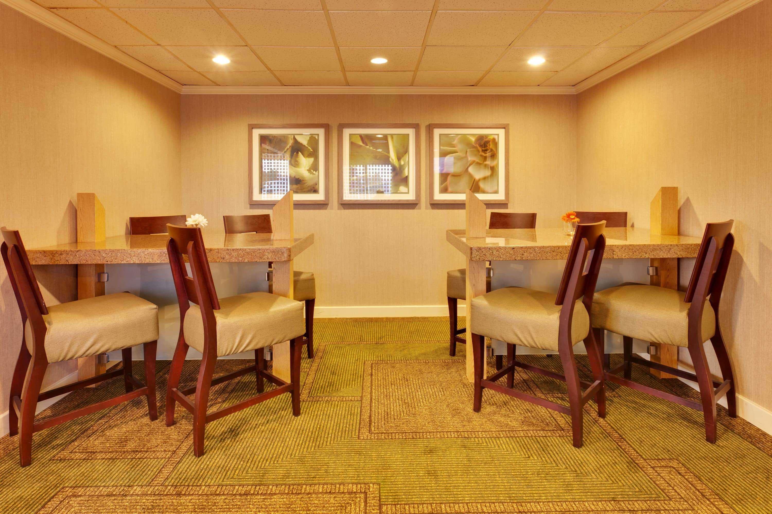 La Quinta By Wyndham Plattsburgh Hotel Buitenkant foto