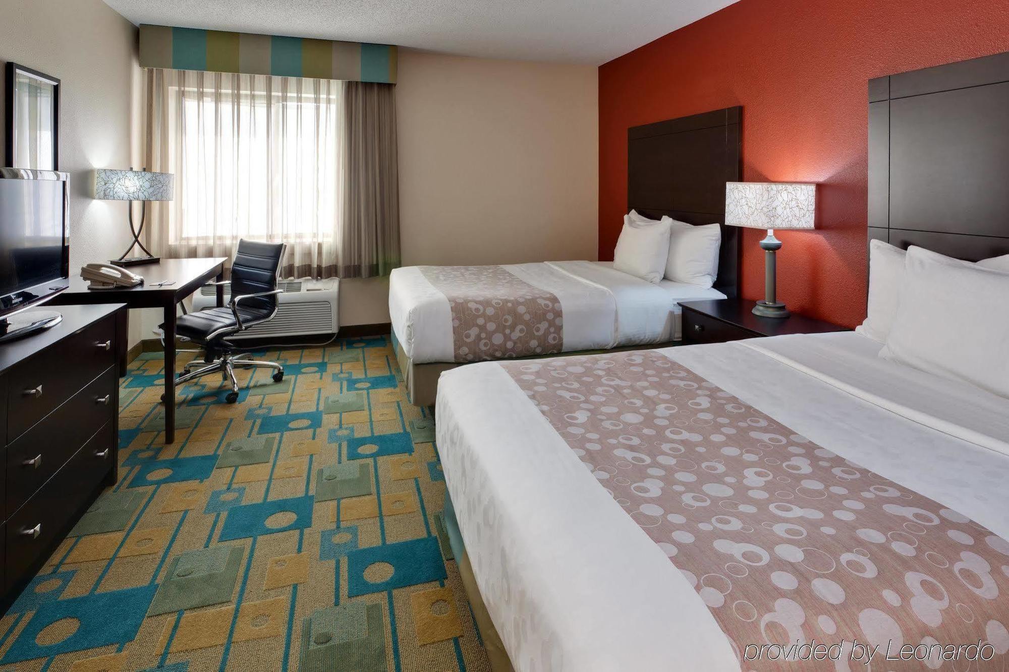 La Quinta By Wyndham Plattsburgh Hotel Buitenkant foto